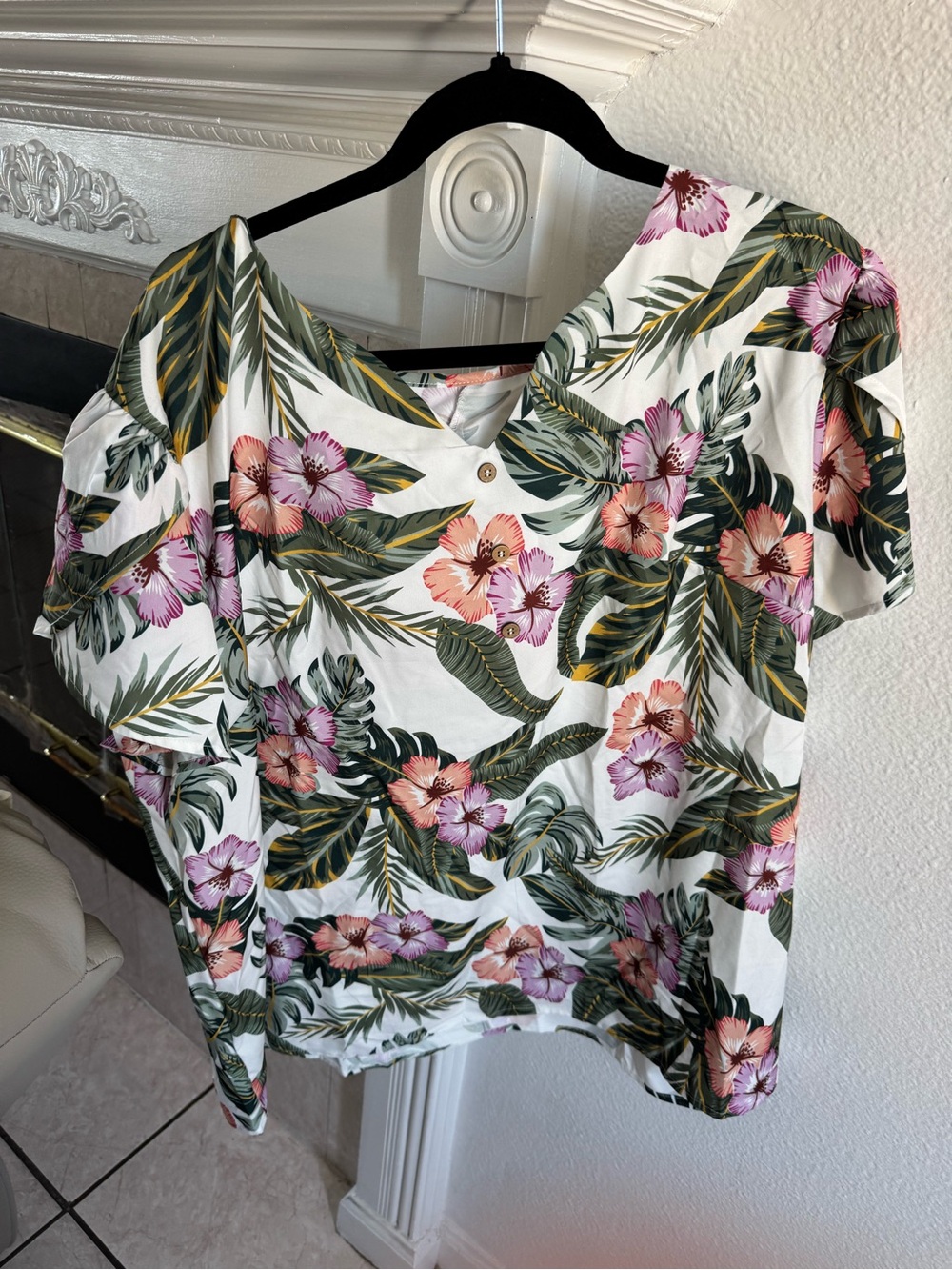 Shein Floral Tropical Print Women's Top - White with Pink & Green